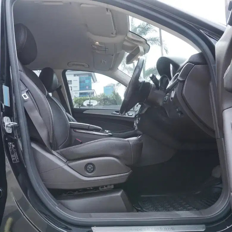 2016 Mercedes Benz GLE-Class 2016 Mercedes Benz GLE-Class