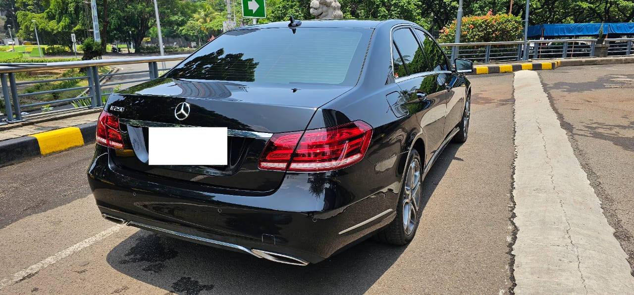 2015 Mercedes Benz E-Class 2015 Mercedes Benz E-Class