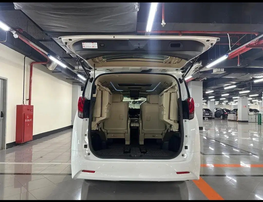 2016 Toyota Alphard 2016 Toyota Alphard