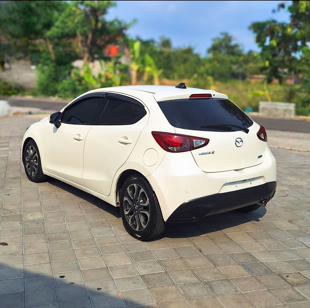 2016 Mazda 2 Hatchback GT 1.5L AT 2016 Mazda 2 Hatchback GT 1.5L AT