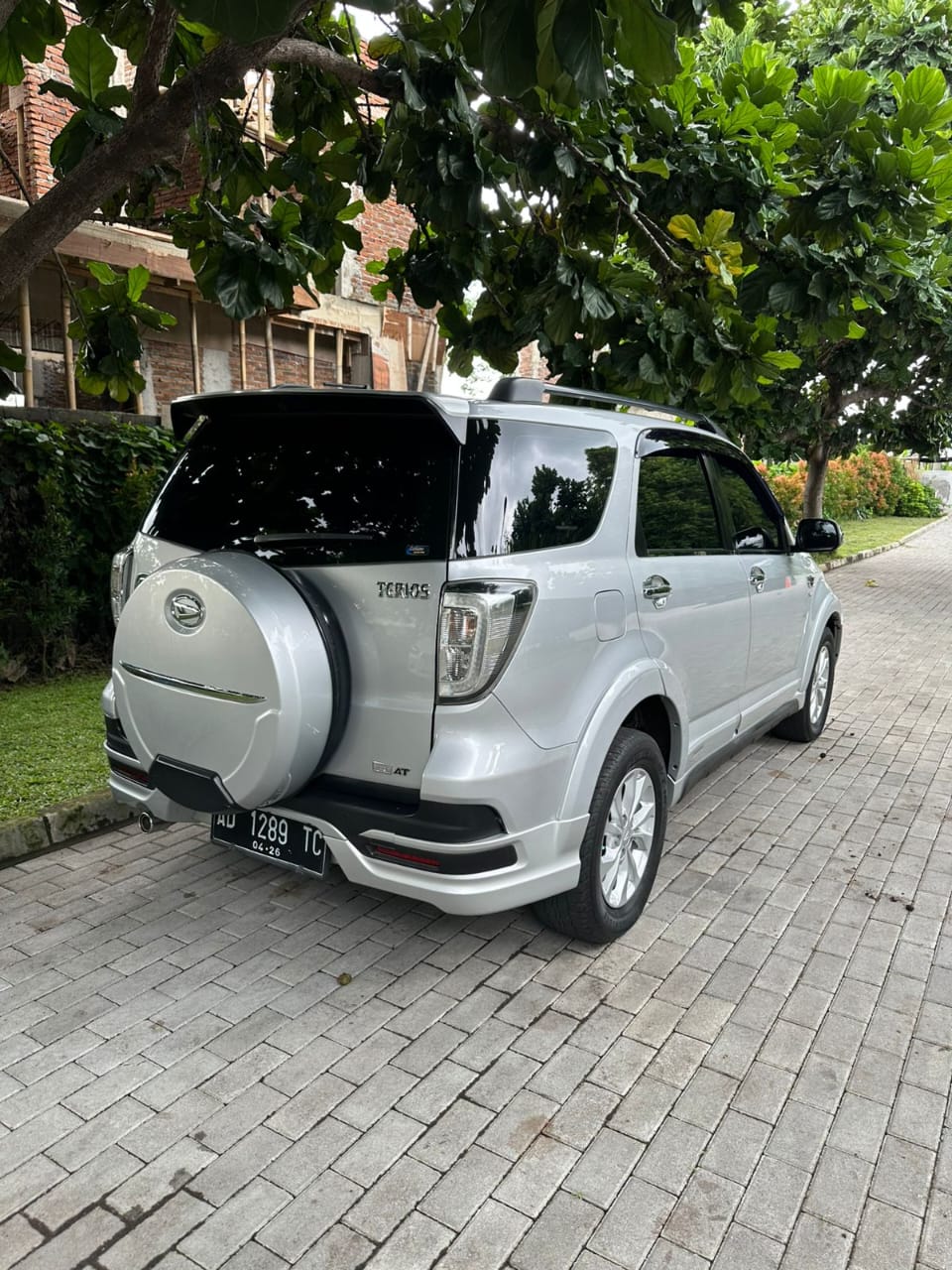 2016 Daihatsu Terios  R AT Adventure 2016 Daihatsu Terios  R AT Adventure