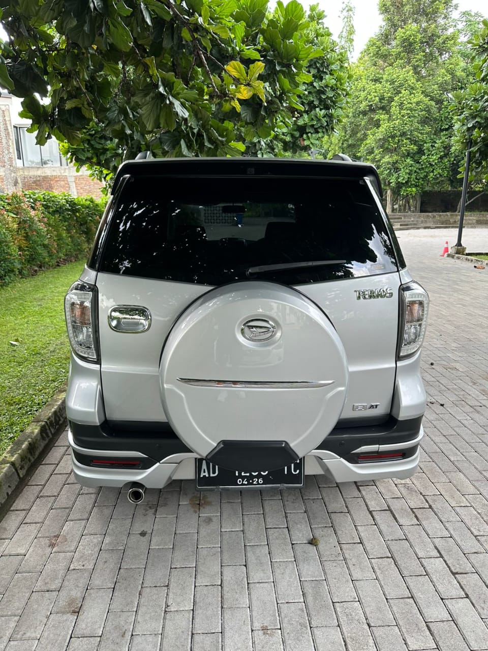 2016 Daihatsu Terios  R AT Adventure 2016 Daihatsu Terios  R AT Adventure