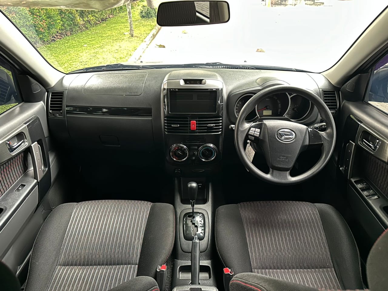 2016 Daihatsu Terios  R AT Adventure 2016 Daihatsu Terios  R AT Adventure