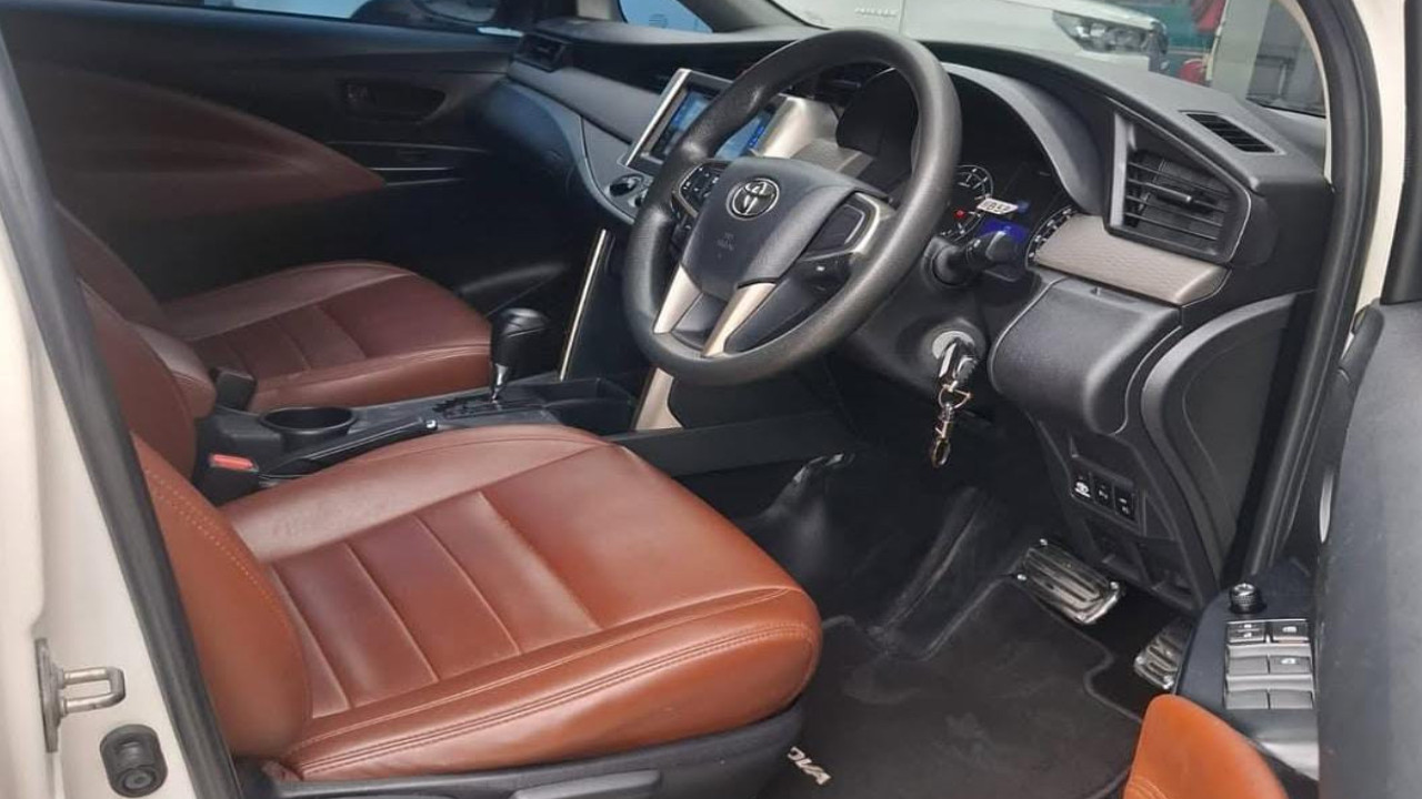 2018 Toyota Kijang Innova 2.0 G AT 2018 Toyota Kijang Innova 2.0 G AT