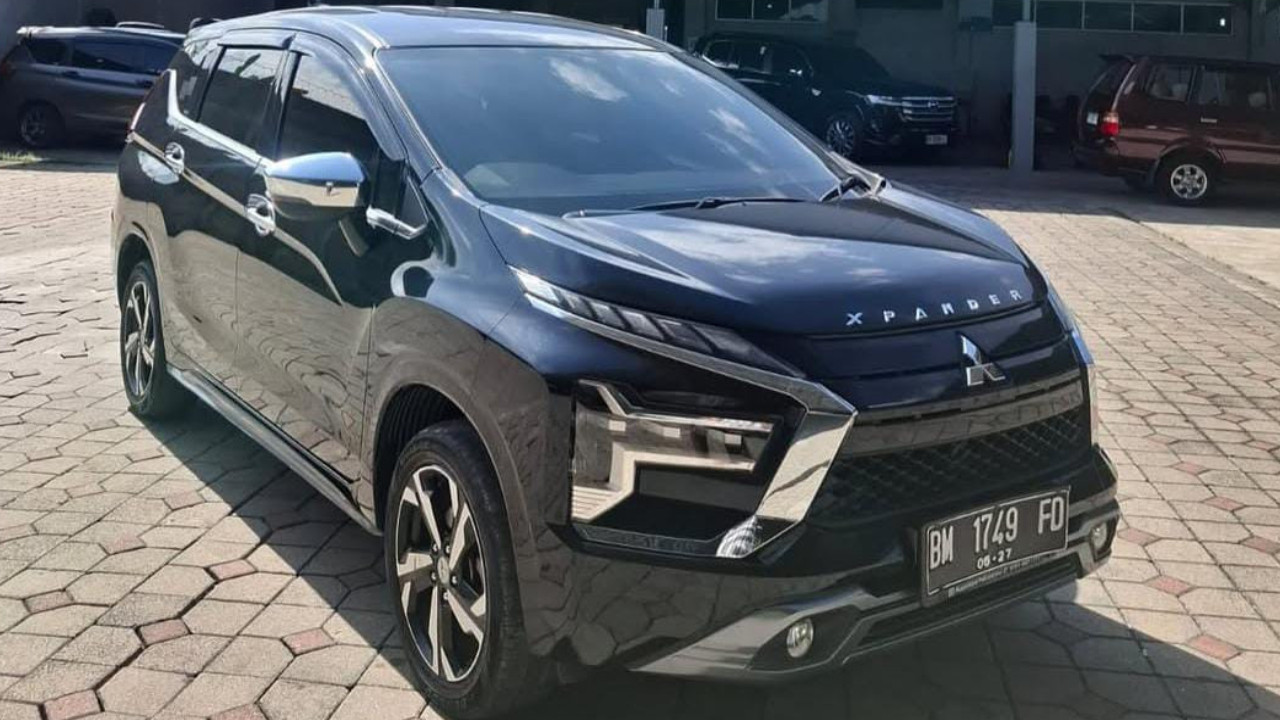 2022 Mitsubishi Xpander  1.5 L ULTIMATE 2022 Mitsubishi Xpander  1.5 L ULTIMATE