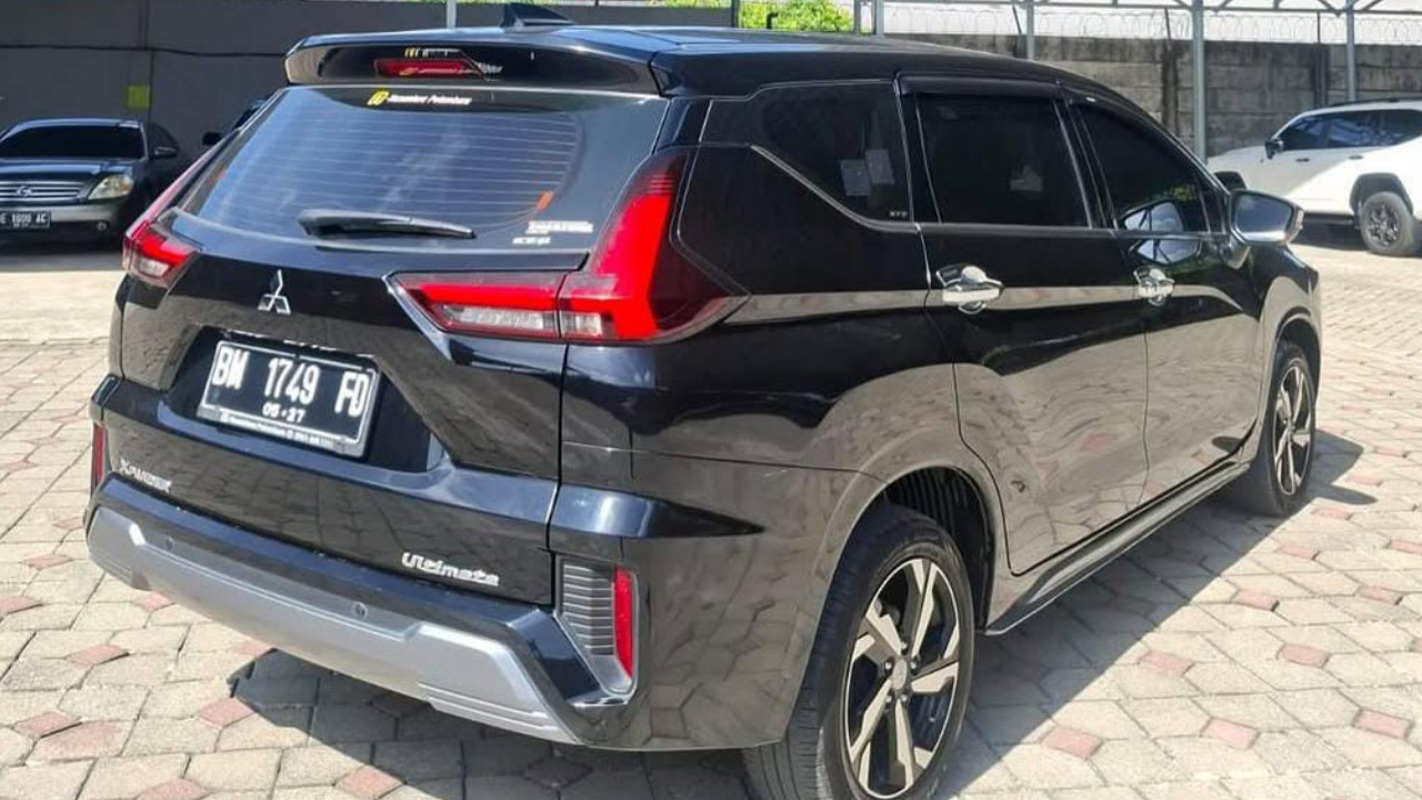 2022 Mitsubishi Xpander  1.5 L ULTIMATE 2022 Mitsubishi Xpander  1.5 L ULTIMATE