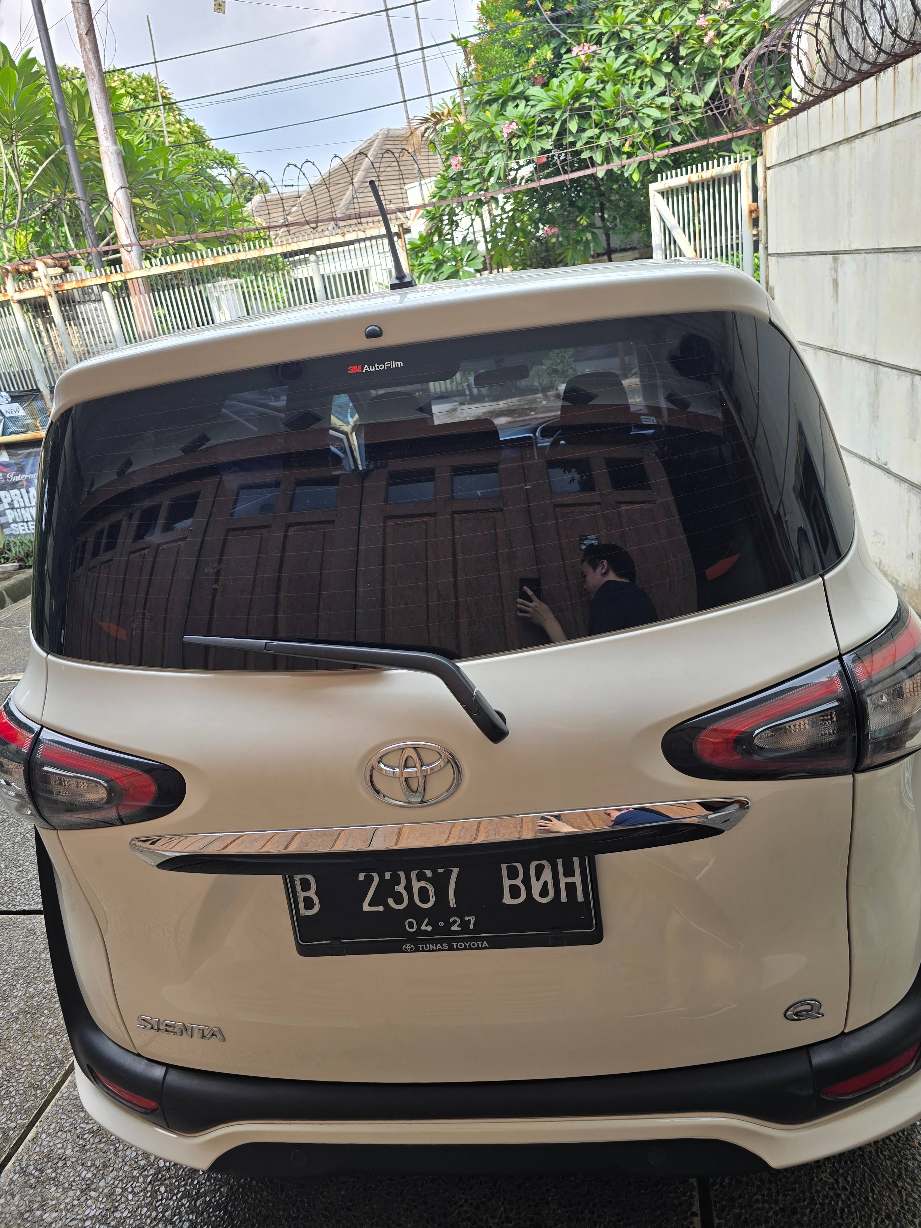 2017 Toyota Sienta 2017 Toyota Sienta