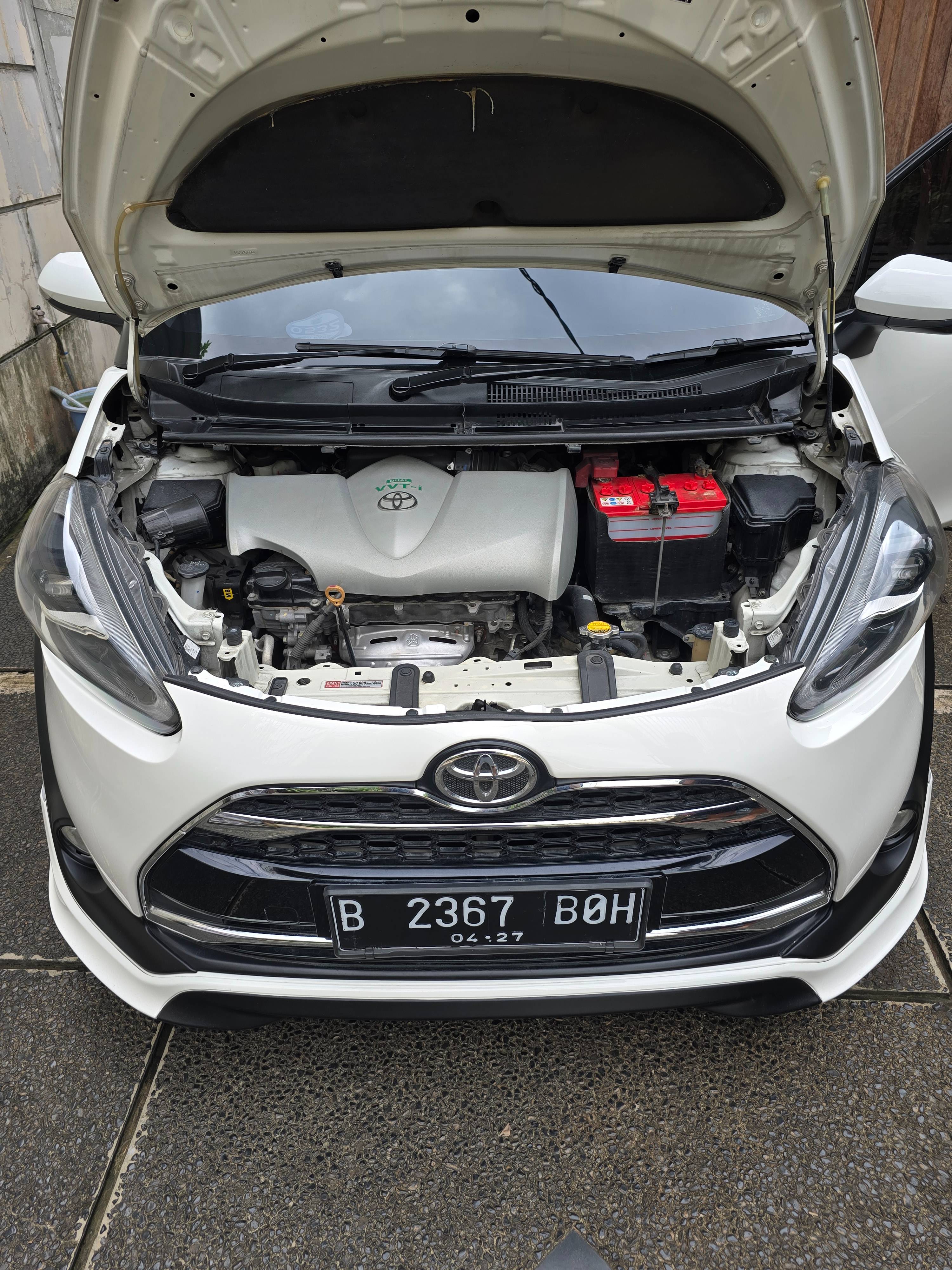 2017 Toyota Sienta 2017 Toyota Sienta