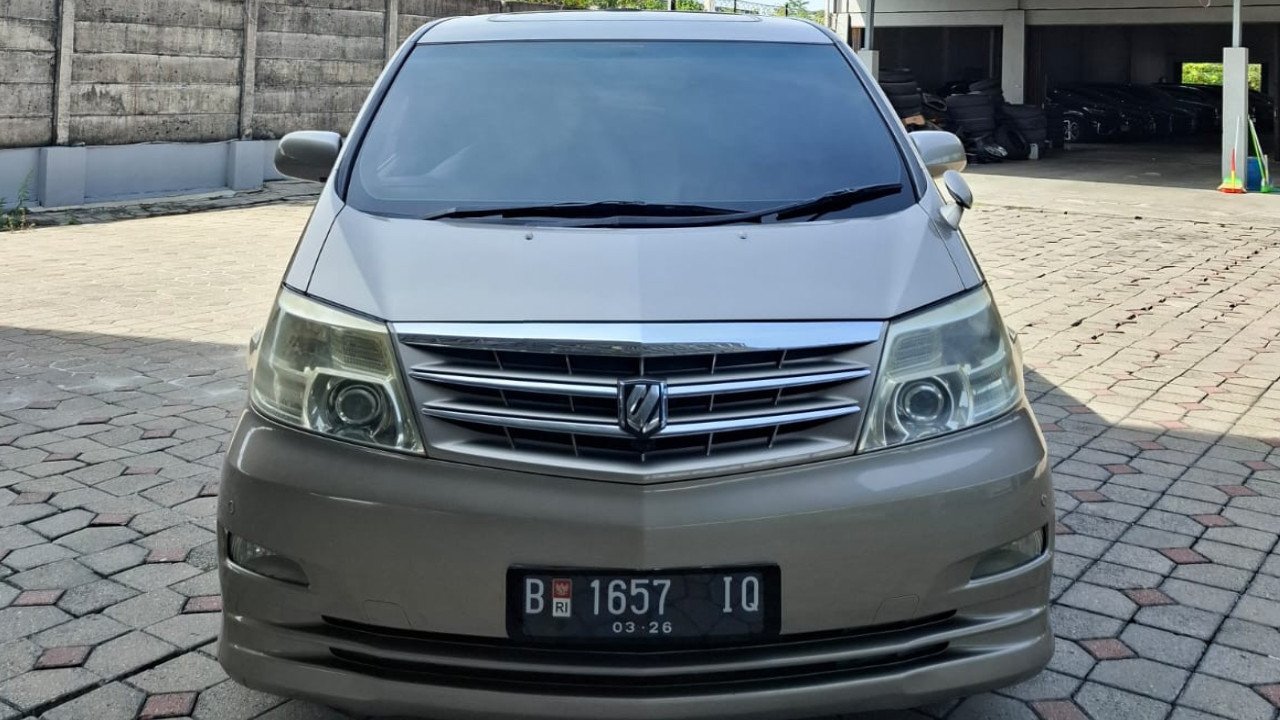 Second Hand 2006 Toyota Alphard Second Hand 2006 Toyota Alphard