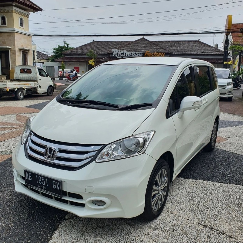 2015 Honda Freed  EA/T