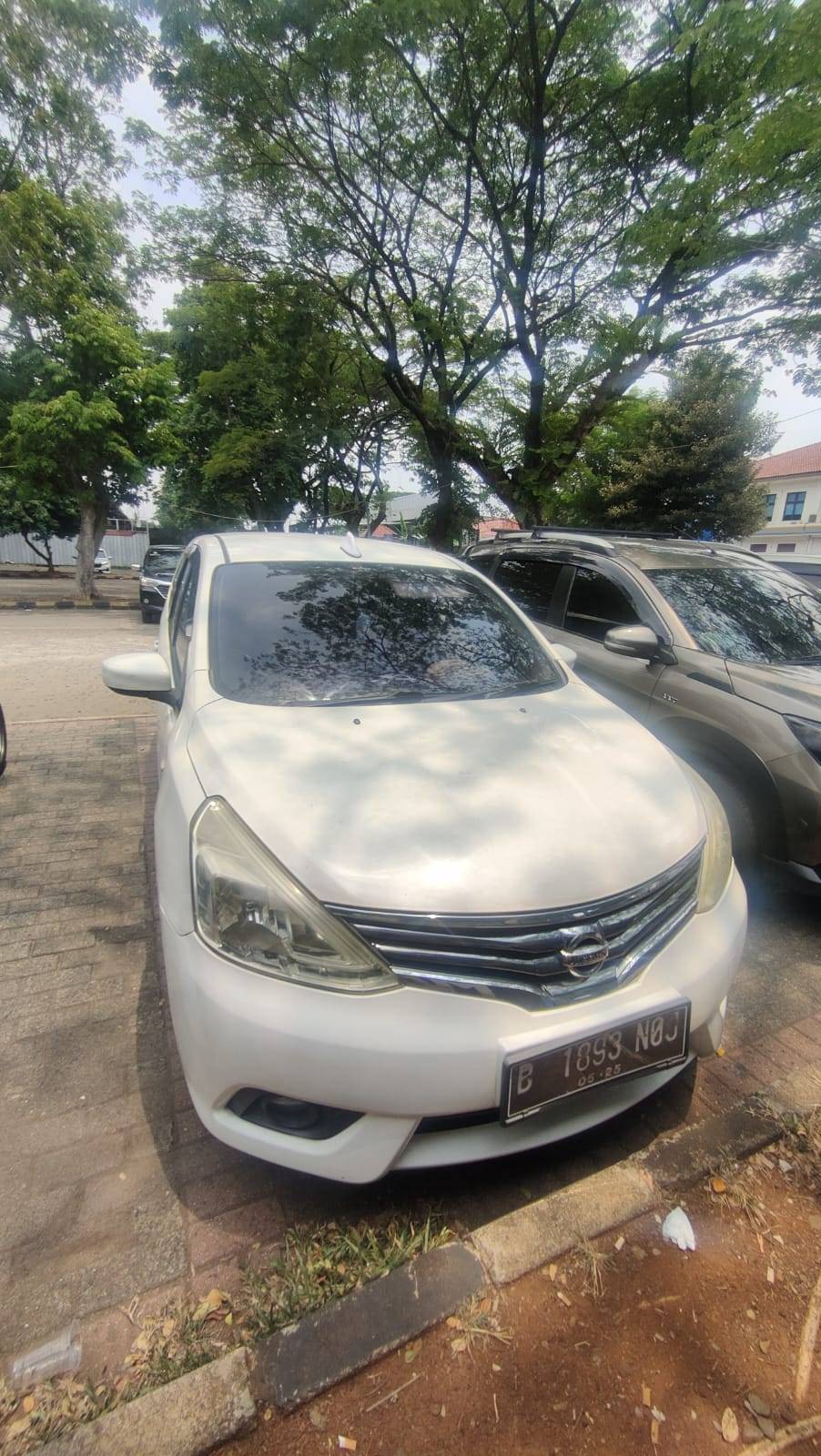 2015 Nissan Grand Livina 2015 Nissan Grand Livina