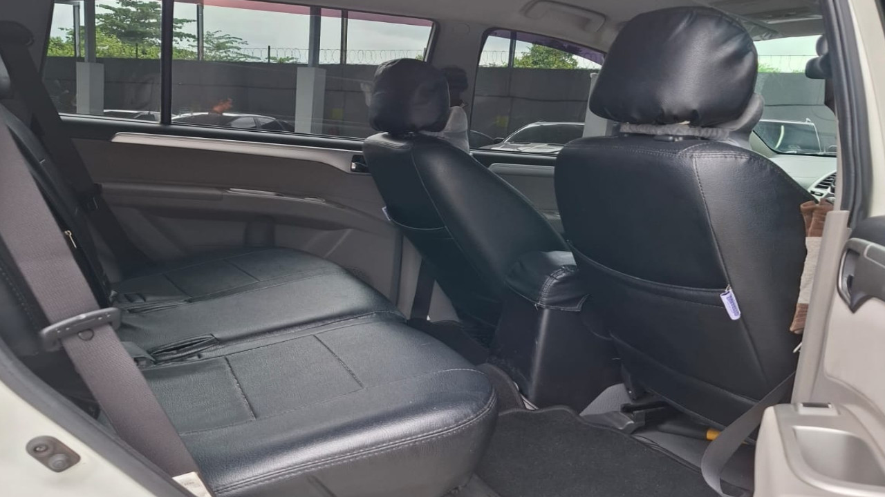 2014 Mitsubishi Pajero GLS 2.5L AT 2014 Mitsubishi Pajero GLS 2.5L AT