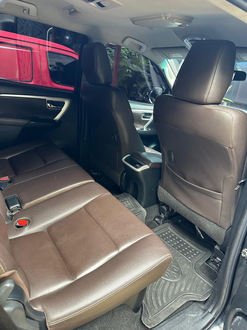 2019 Toyota Fortuner VRZ 4X2 TRD 2.4L AT 2019 Toyota Fortuner VRZ 4X2 TRD 2.4L AT