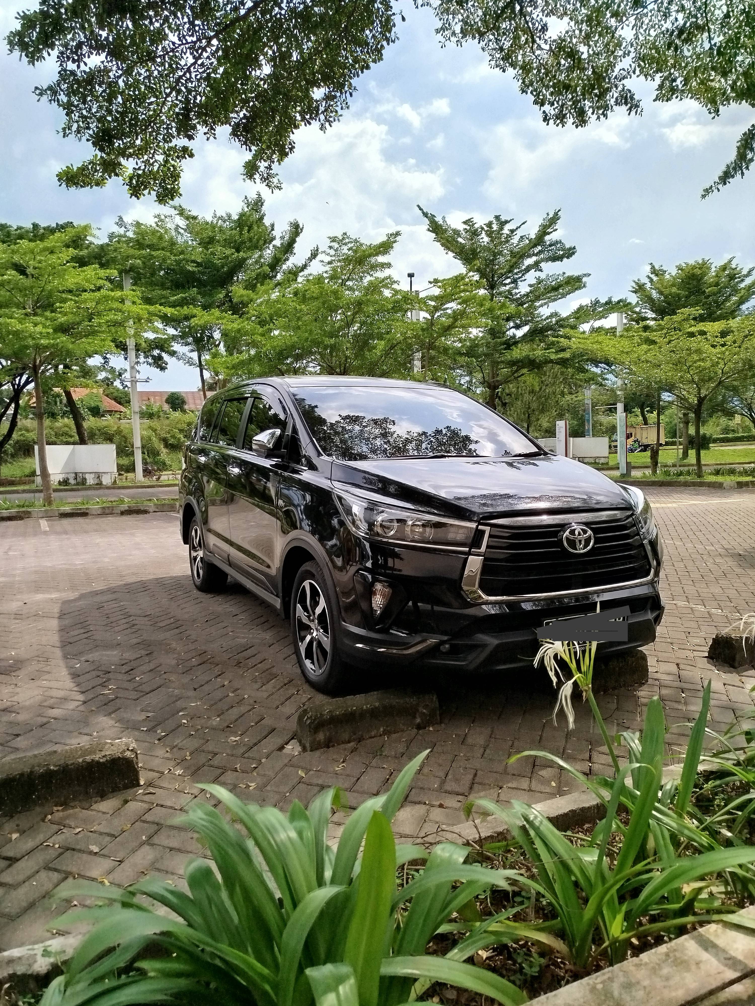 2021 Toyota Kijang Innova 2021 Toyota Kijang Innova