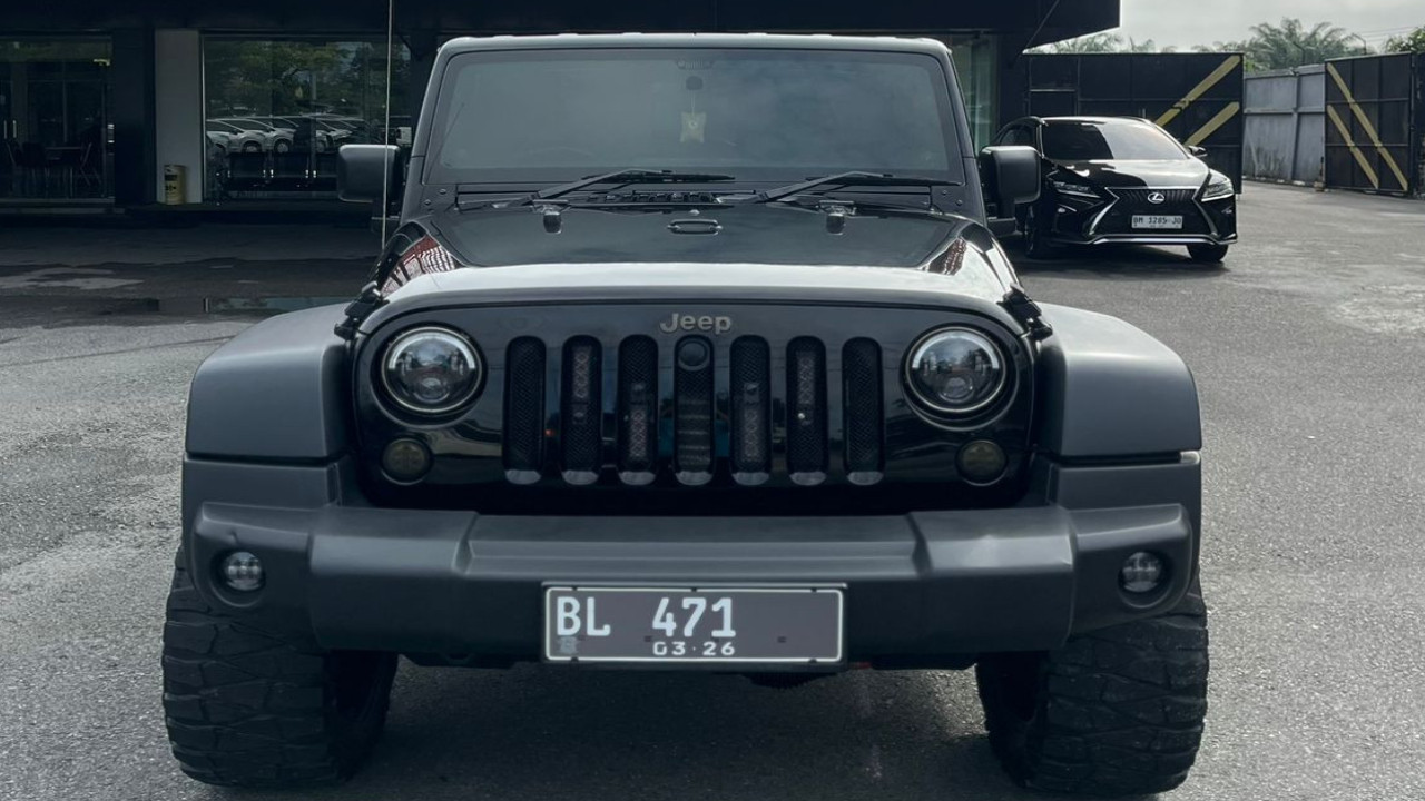 Second Hand 2011 Jeep Wrangler  3.8L AT SPORT Second Hand 2011 Jeep Wrangler  3.8L AT SPORT