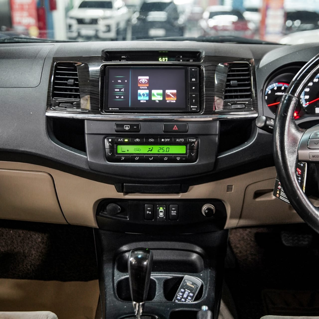 2013 Toyota Fortuner 2013 Toyota Fortuner