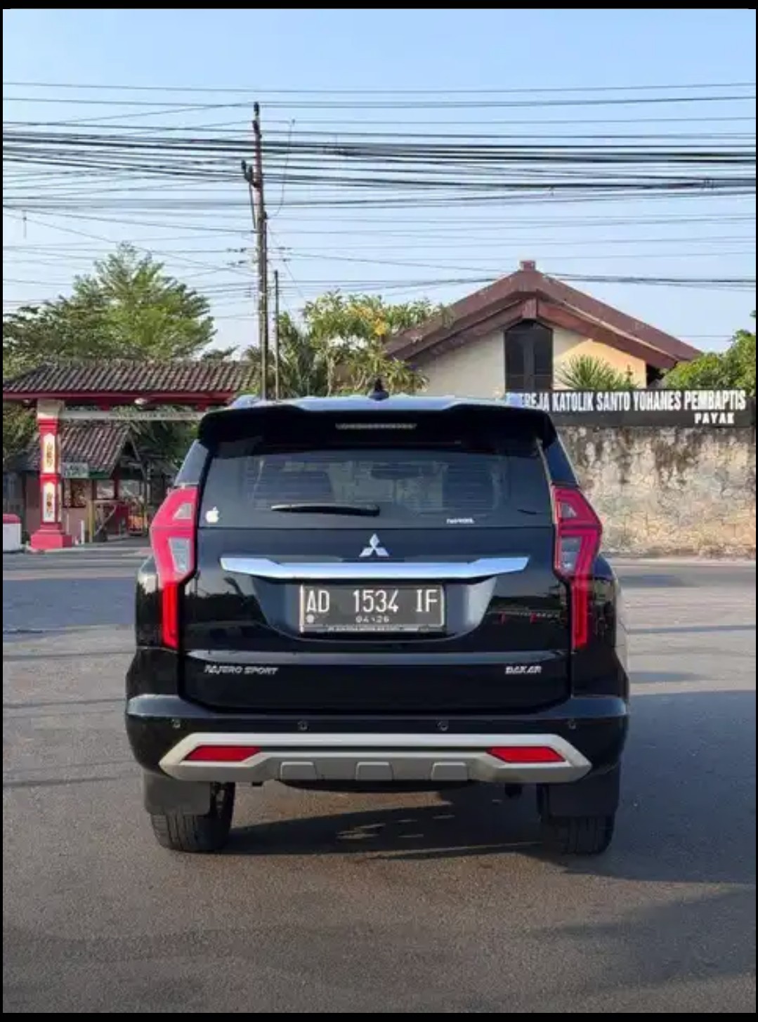 2021 Mitsubishi Pajero Sport Dakar Ultimate AT 4x2 2021 Mitsubishi Pajero Sport Dakar Ultimate AT 4x2