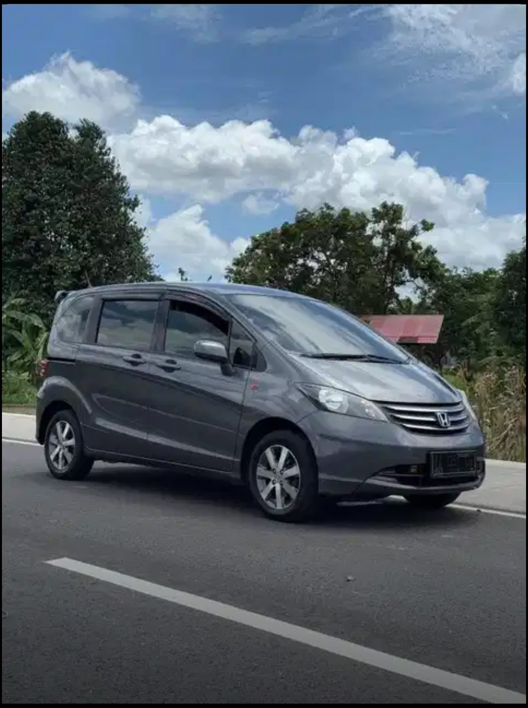 Second Hand 2009 Honda Freed  EA/T Second Hand 2009 Honda Freed  EA/T