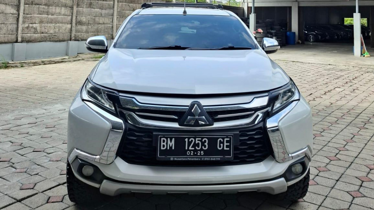 Second Hand 2019 Mitsubishi Pajero GLX 4X4 M/T Second Hand 2019 Mitsubishi Pajero GLX 4X4 M/T