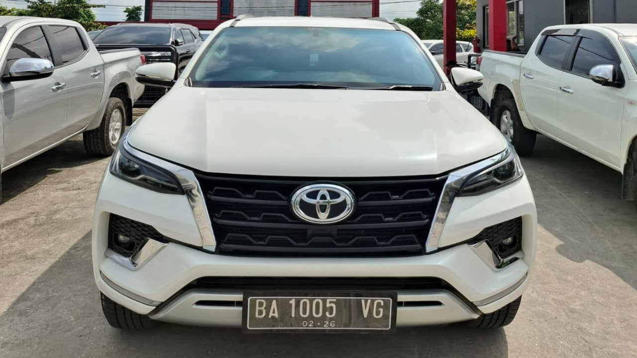 2021 Toyota Fortuner 2.4 G MT