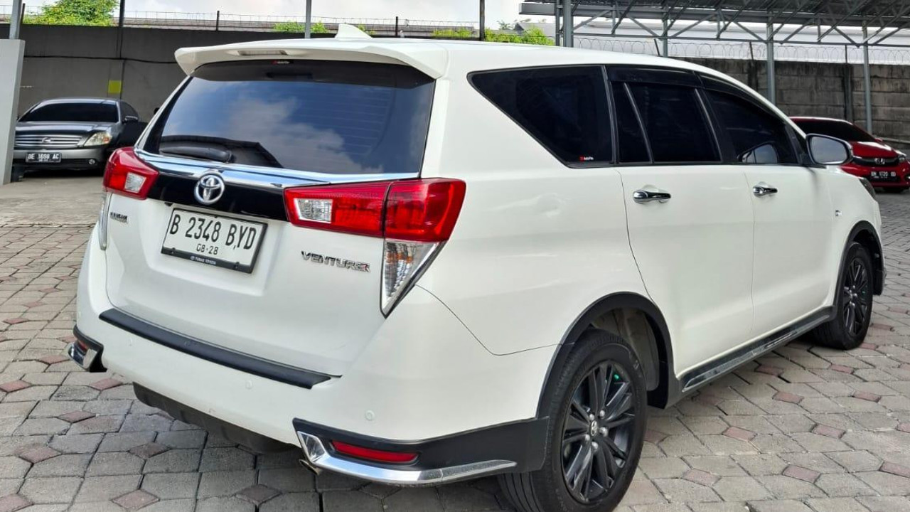 2018 Toyota Venturer 2018 Toyota Venturer