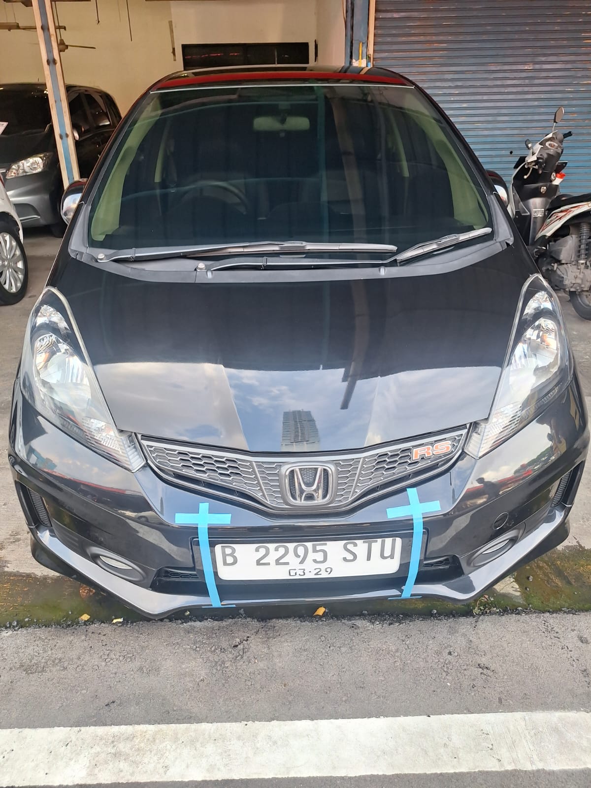 Second Hand 2013 Honda Jazz Second Hand 2013 Honda Jazz