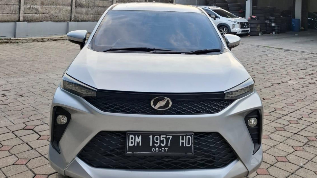 Second Hand 2022 Daihatsu Xenia 1.3 R MT Second Hand 2022 Daihatsu Xenia 1.3 R MT