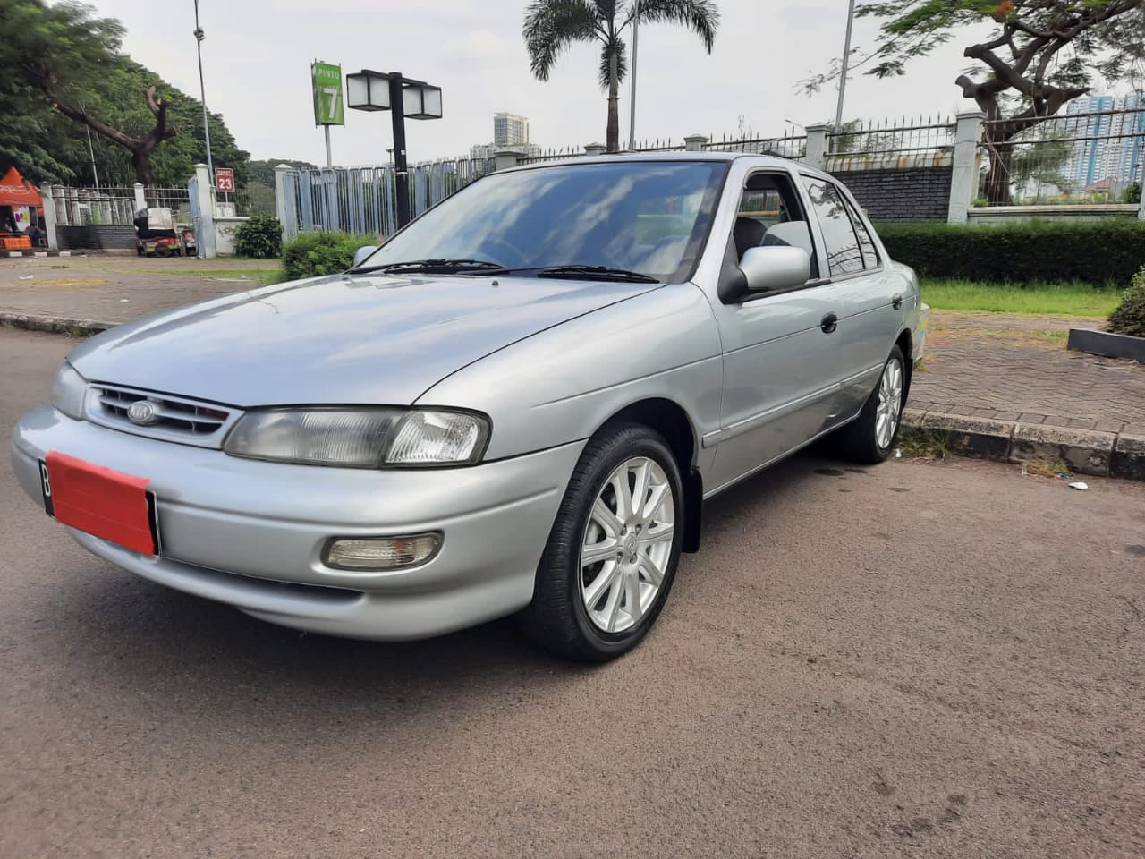 2000 Timor S 515 SOHC 1.5 MT 2000 Timor S 515 SOHC 1.5 MT