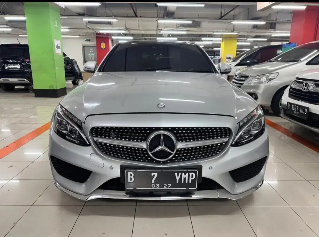 2016 Mercedes Benz C-Class Sedan Bekas 2016 Mercedes Benz C-Class Sedan Bekas