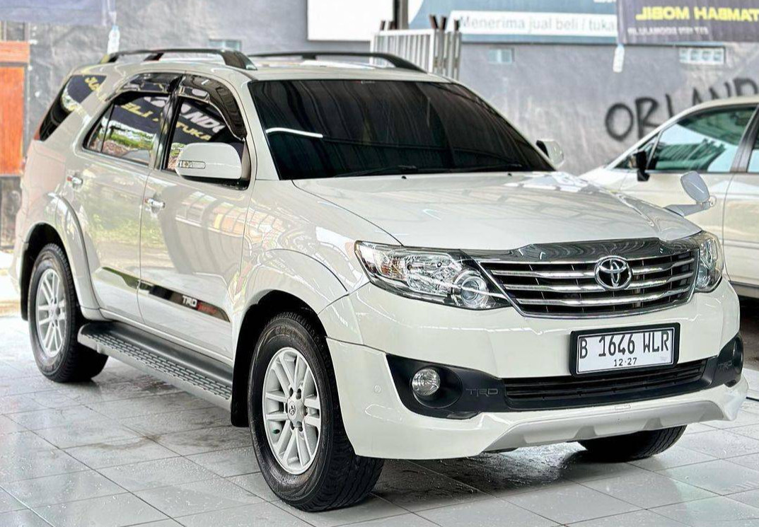 Second Hand 2011 Toyota Fortuner  Second Hand 2011 Toyota Fortuner