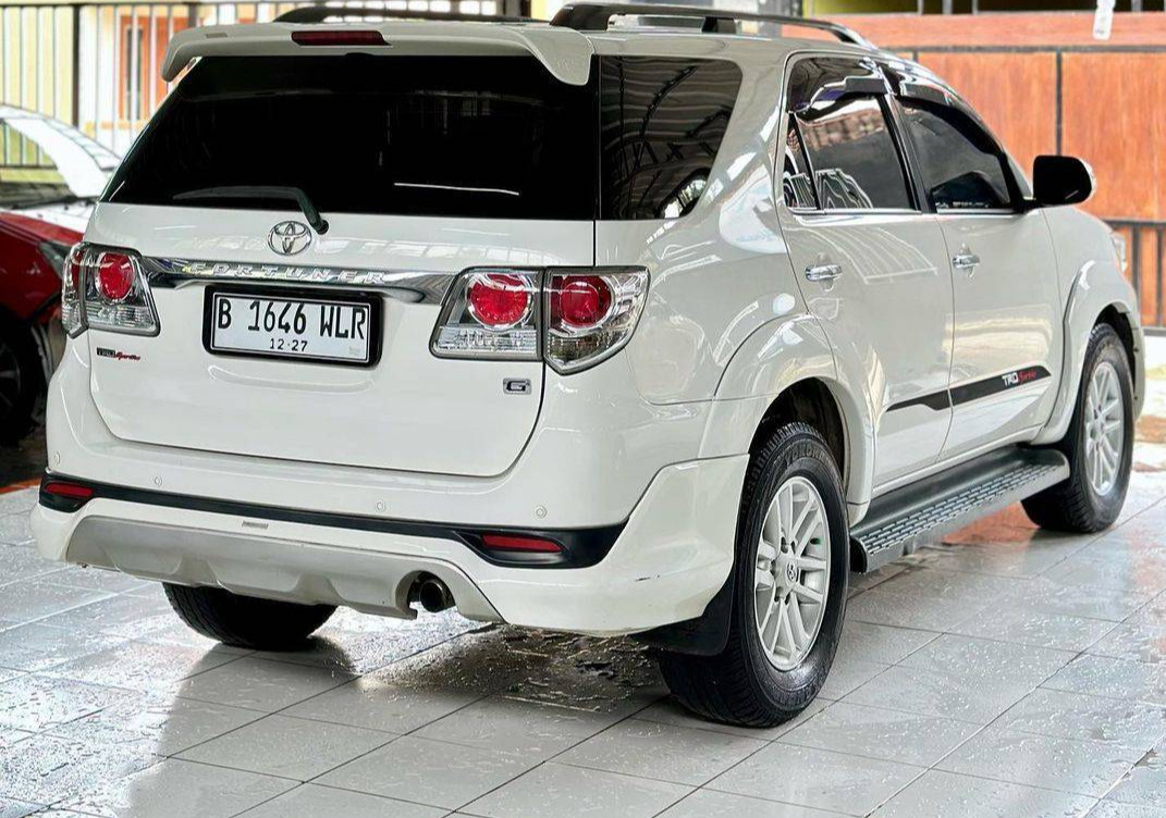 2011 Toyota Fortuner  2011 Toyota Fortuner