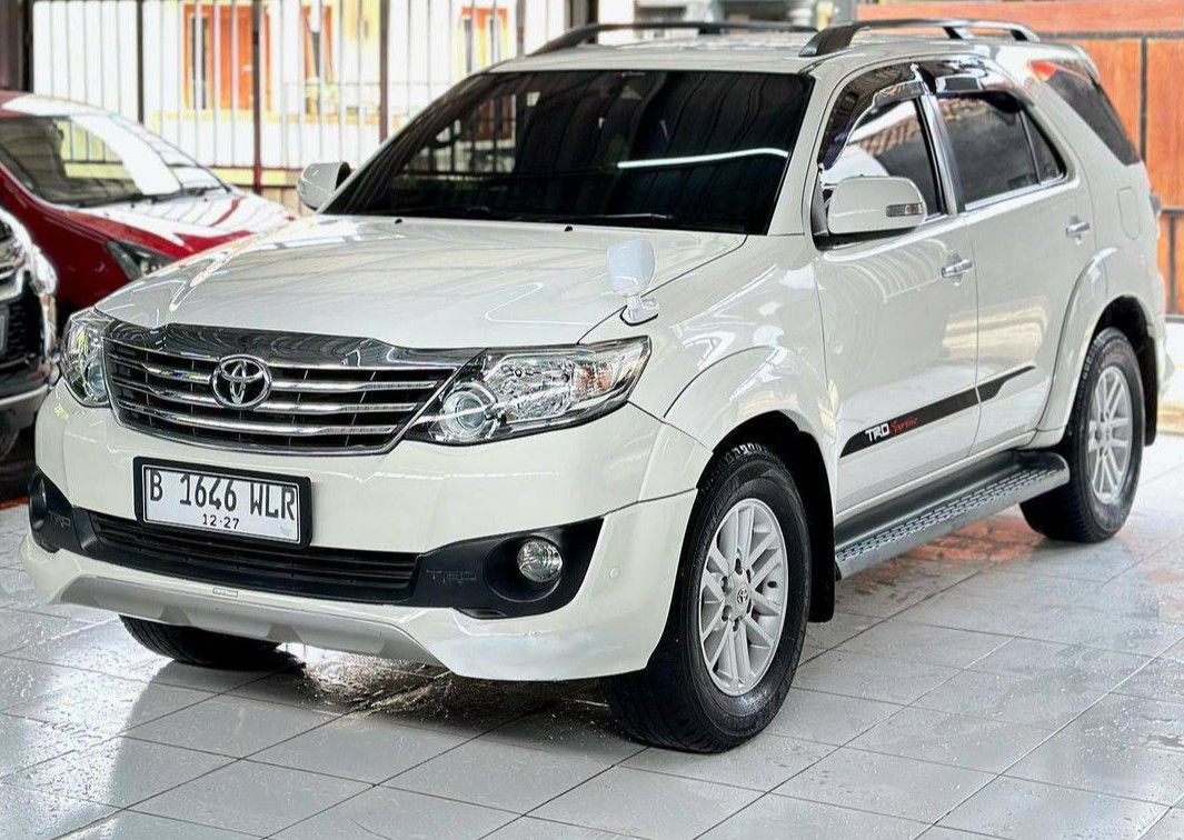2011 Toyota Fortuner  2011 Toyota Fortuner