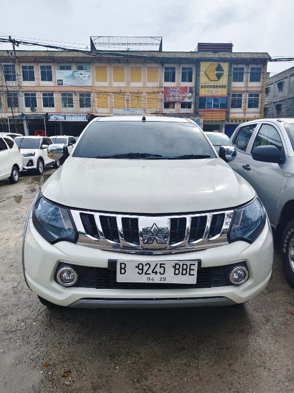 2019 Mitsubishi Strada