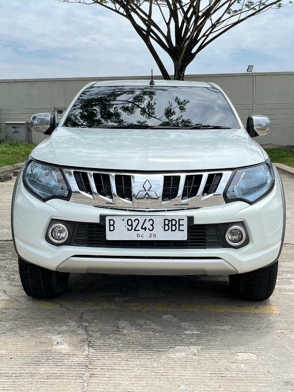 2019 Mitsubishi Strada