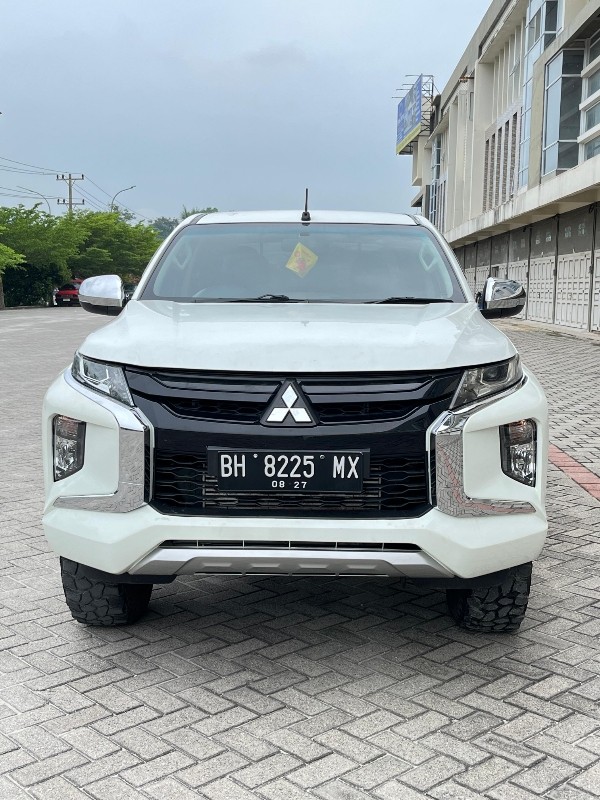 2022 Mitsubishi Strada