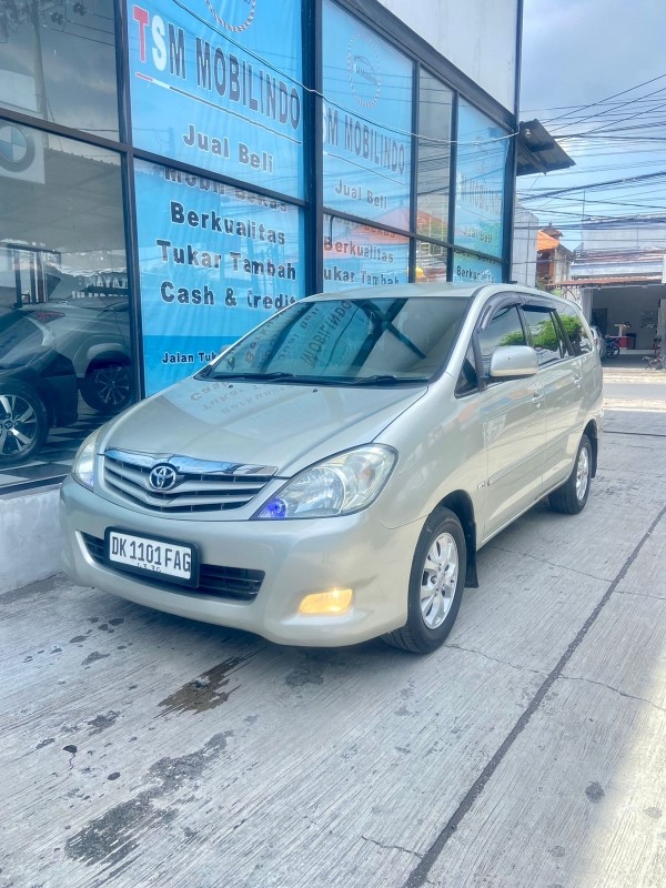 2011 Toyota Kijang Innova