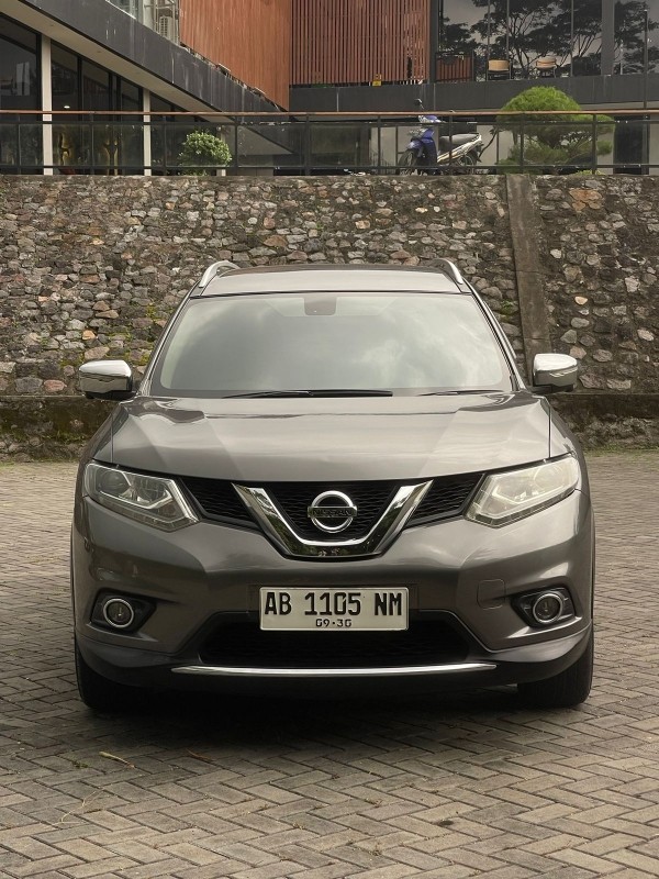 2015 Nissan X Trail 2.5L CVT AT