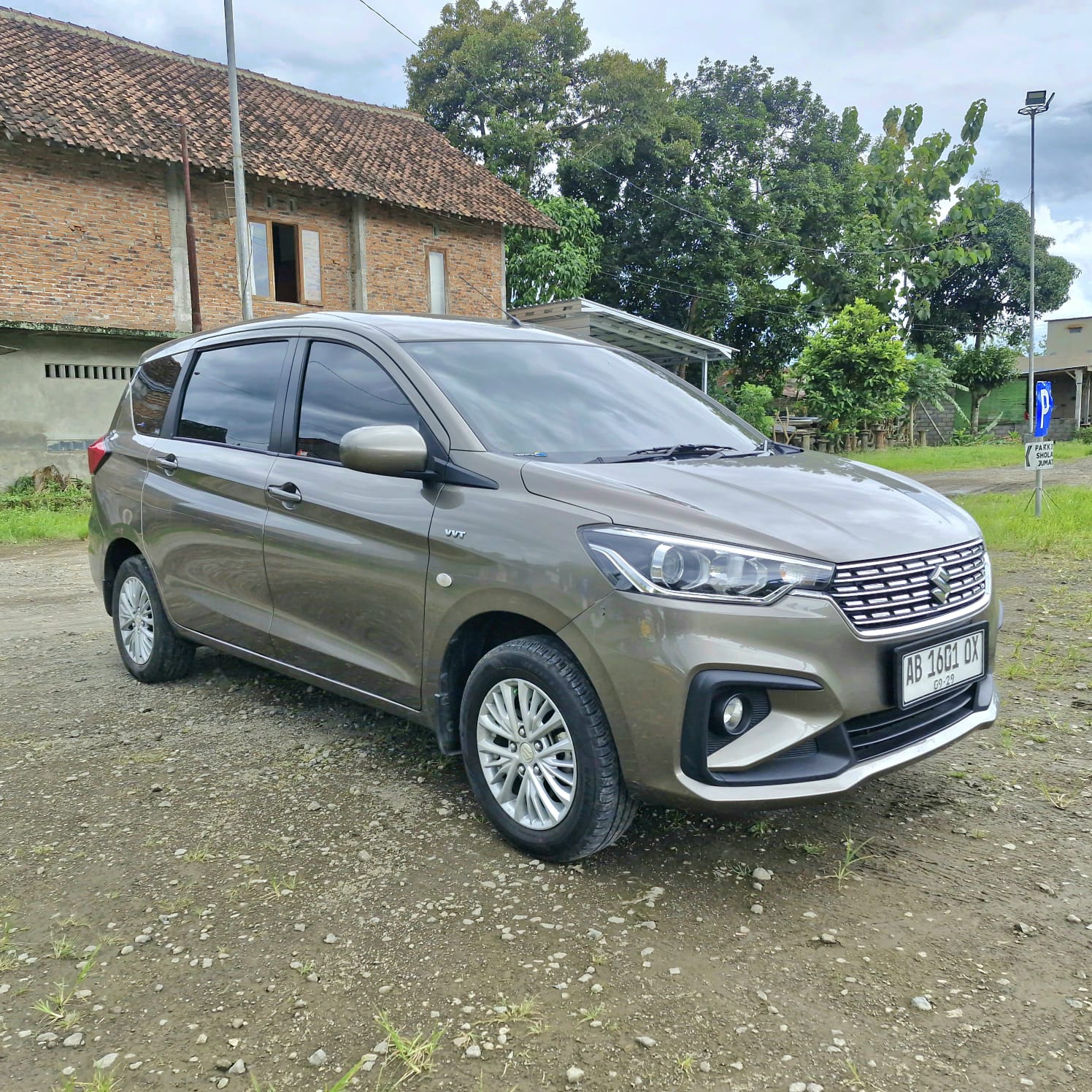 2025 Suzuki Ertiga GL 1.4L AT