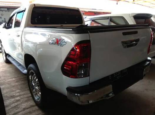 Old 2017 Toyota Hilux Double Cabin G 2.5L MT Double Cabin G 2.5L MT