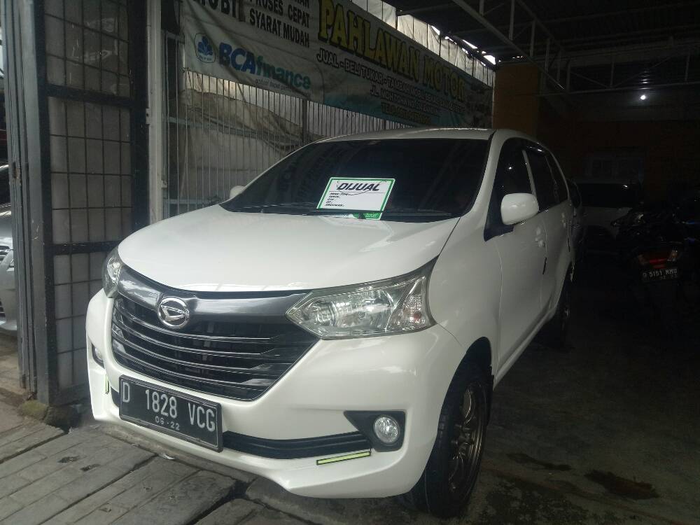 2015 Daihatsu Xenia  1.0 M MT 1.0 M MT bekas