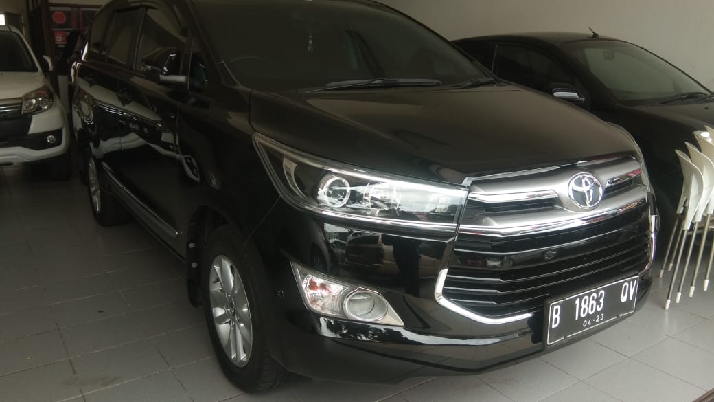 Dijual 2018 Toyota Kijang Innova V A/T Gasoline V A/T Gasoline Bekas