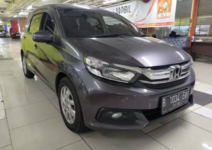 Mobil bekas Mobilio harga murah di Desember 2021