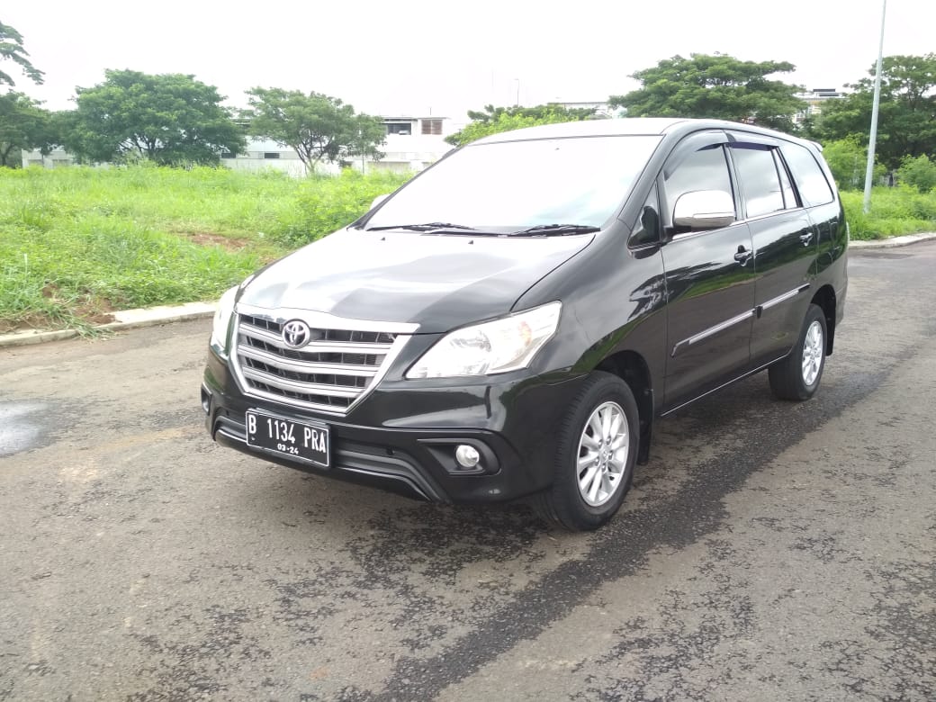 2014 Toyota Kijang Innova 2014 Toyota Kijang Innova