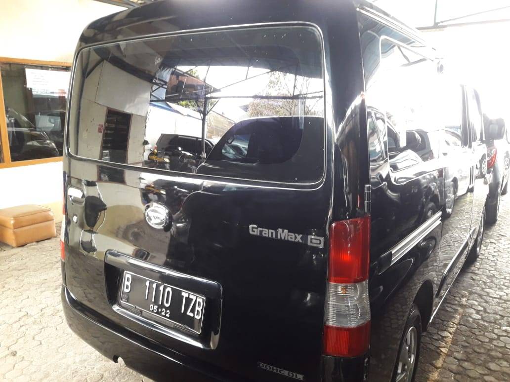 Beli mobil bekas