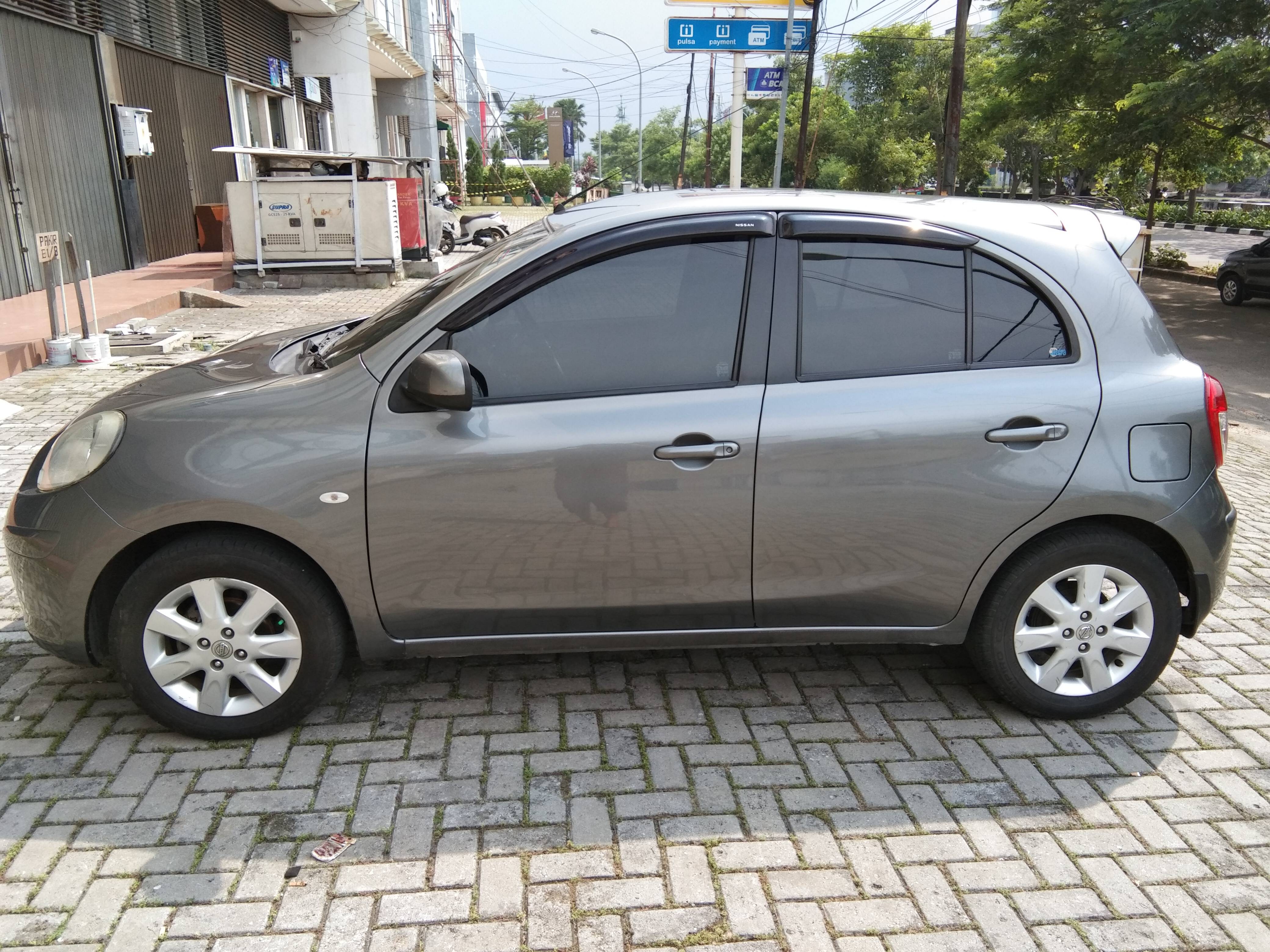 Old 2011 Nissan March  1.2 MT 1.2 MT