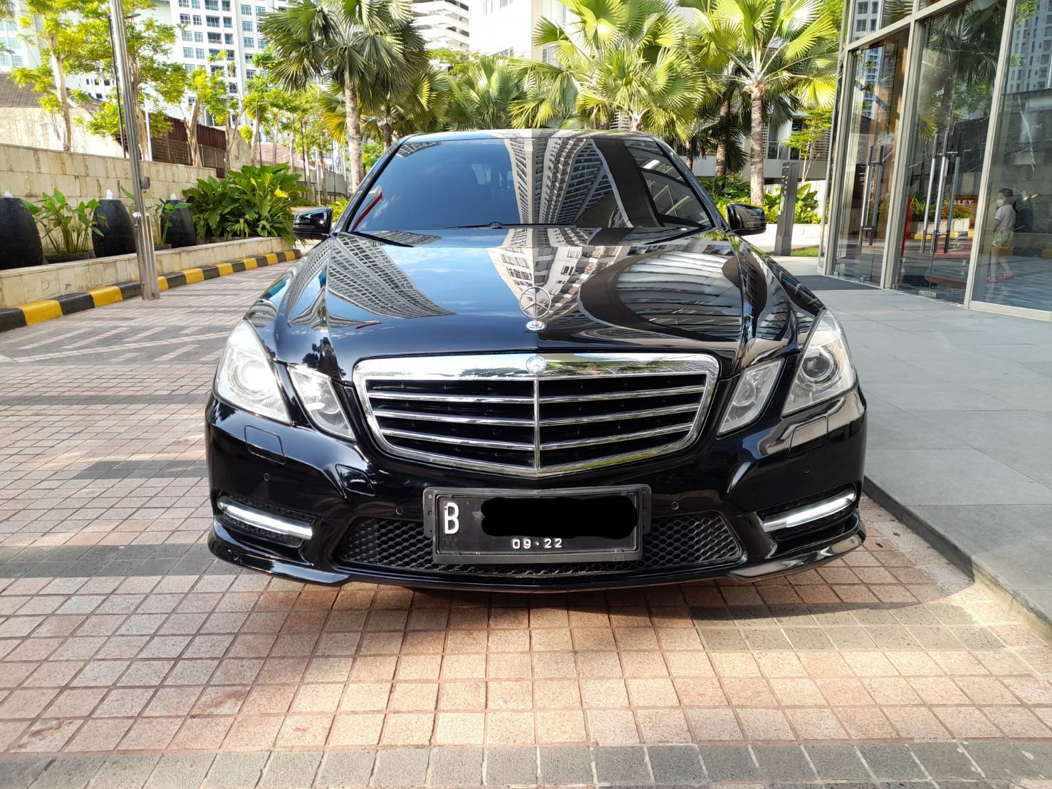 Used 2012 Mercedes Benz E-Class E 250 CGI AVANTGARDE E 250 CGI AVANTGARDE