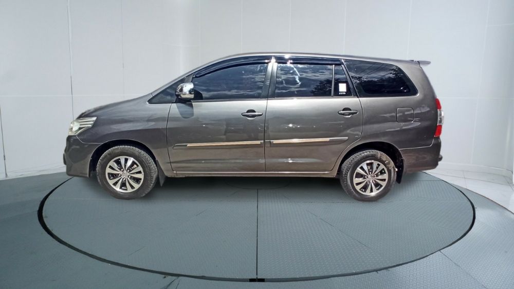 Dijual 2015 Toyota Innova DIESEL G 2.5 MT DIESEL G 2.5 MT Bekas