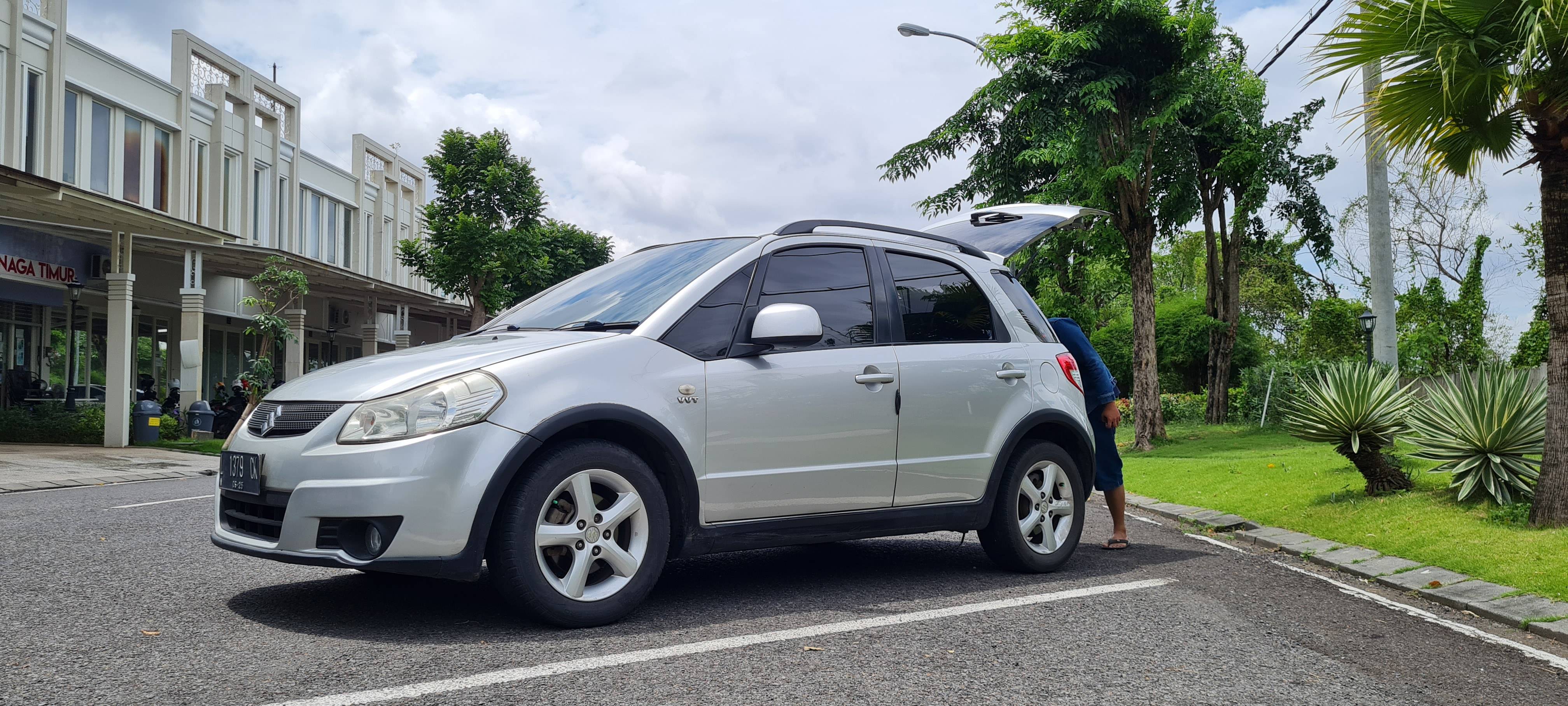 Used 2010 Suzuki SX4 CROSSOVER 1.5L AT CROSSOVER 1.5L AT for sale