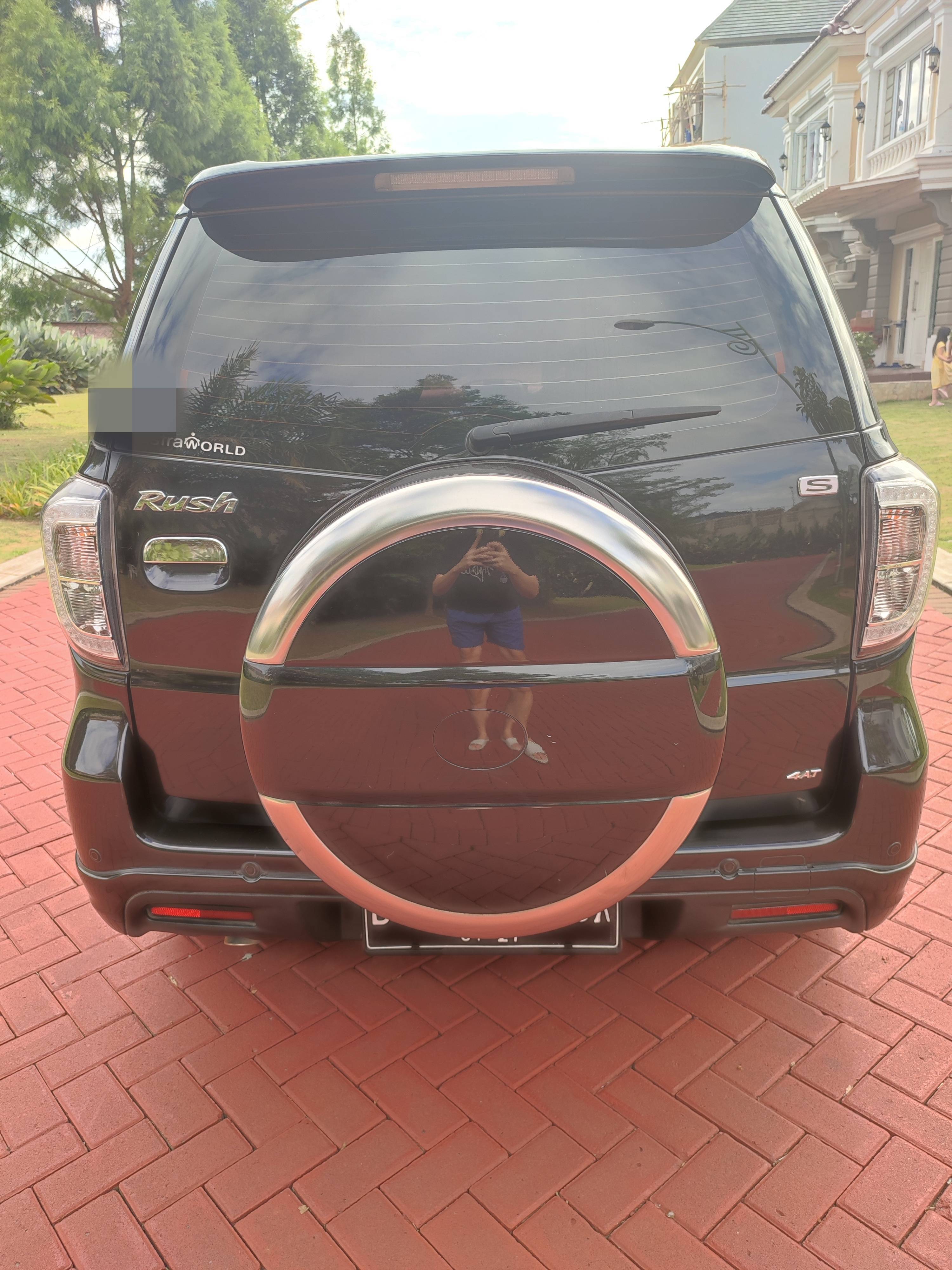 Beli mobil bekas