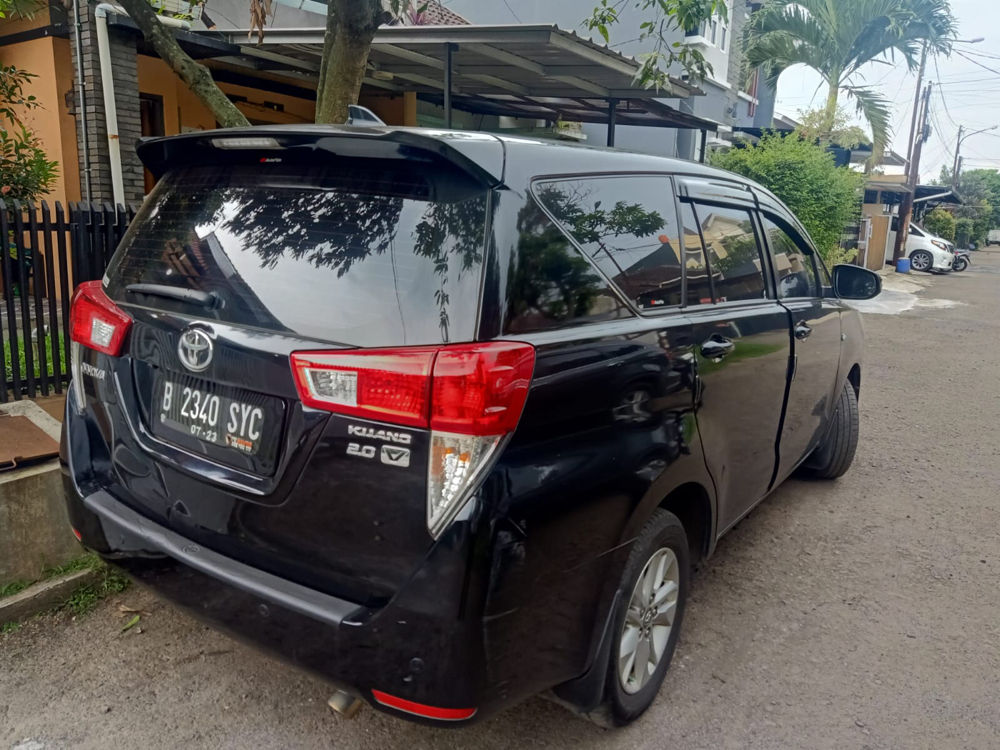 Used 2018 Toyota Kijang Innova 2.0 V AT 2.0 V AT for sale